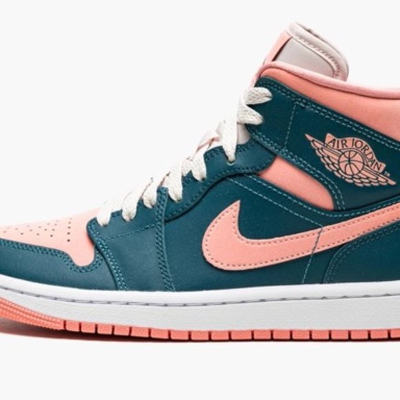 SOLD! WMNS AIR JORDAN 1 MID 100% Authentic Brand New in Box! - Picture 8 of 10